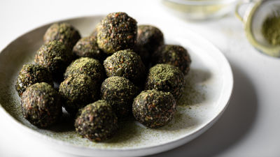 Energyballs com Chá Verde Matcha e Sementes