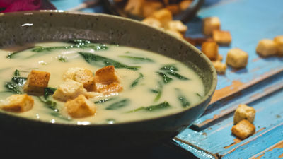 Sopa de Grão com Espinafres