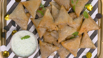 Chamuças de Borrego e Cebola Caramelizada