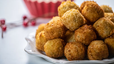 Croquete de Peru com Puré de Maçã