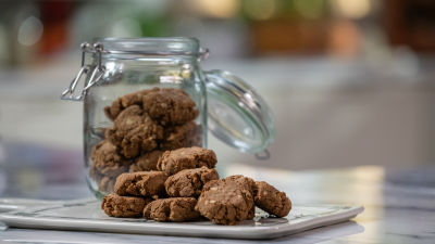 Biscoitos de Bolota com Figos Secos