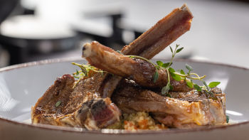 Costeletas de Borrego com Bulgur