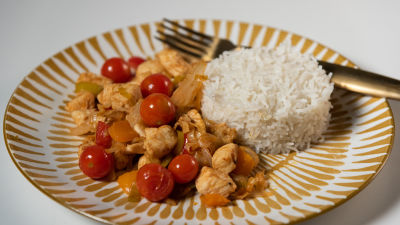 Wok de Frango e Vegetais com Arroz