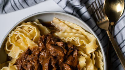 Javali com Talharim e Sálvia