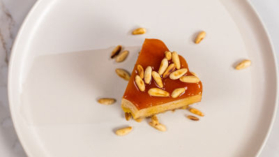 Pudim de Ovos e Pinhões