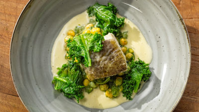 Bacalhau com Molho Pil-pil e Grão