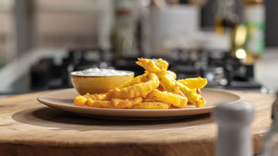 Aros de Cebola com Dip de Iogurte