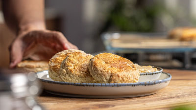 Scones com Manteiga de Maple Syrup
