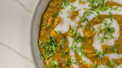 Sopa de Lentilhas e Cenoura com Cinco Especiarias Chinesas