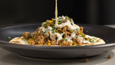 Flatbread com Novilho e Tahini