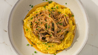 Pulled Pork com Puré de Banana da Terra