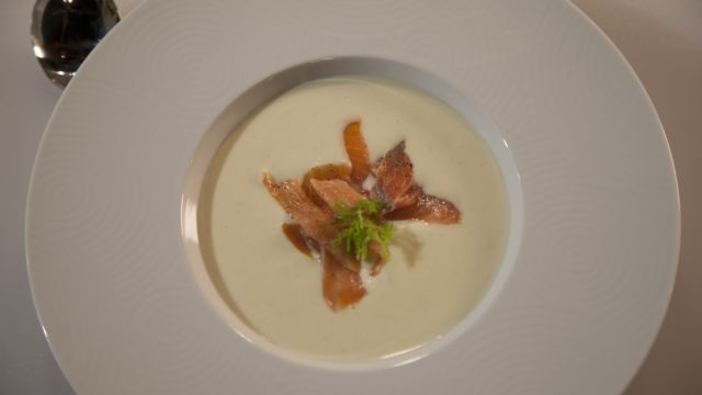 Sopa Fria de Salmão e Funcho