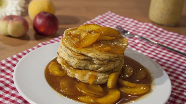 Panquecas em Calda de Pêssego