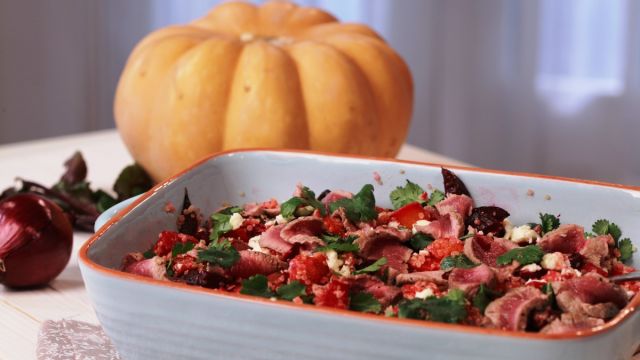 Salada de Quinoa e Legumes Assados com Lombinho de Borrego