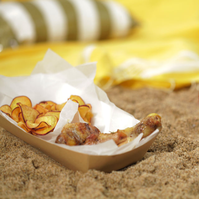 Perna de Frango com Chips de Batata-Doce