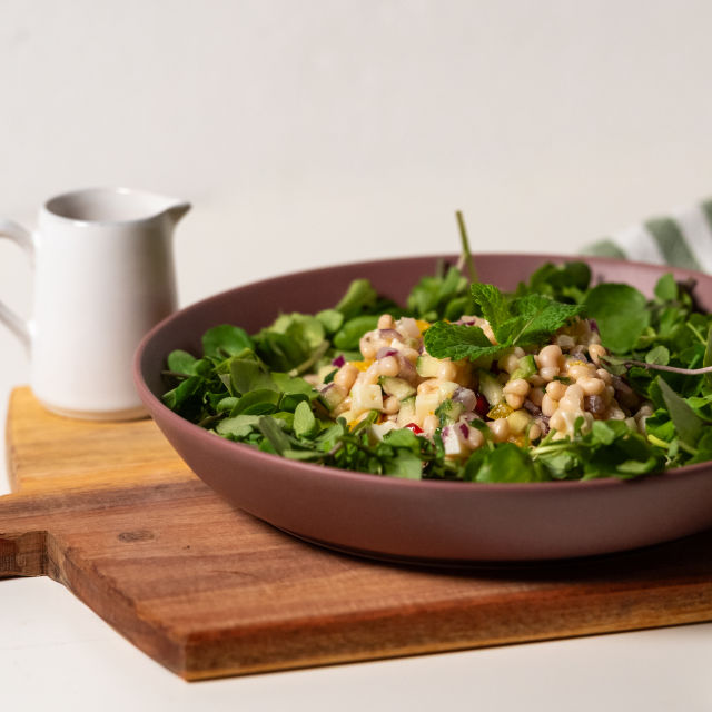 Salada de Feijão-Frade ‘Bago de Arroz’ com Romã e Agrião