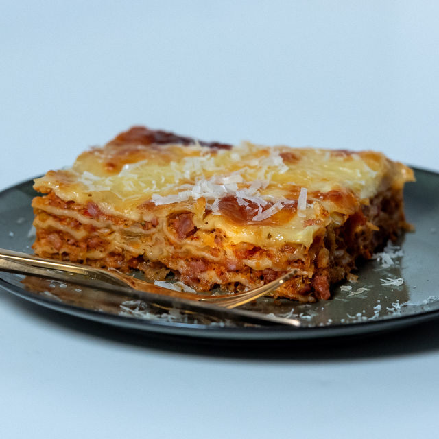 Lasanha Rápida de Salsicha Fresca e Legumes