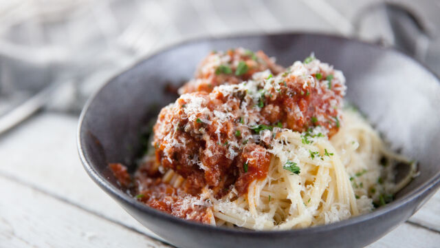 Almôndegas Italianas e Esparguete