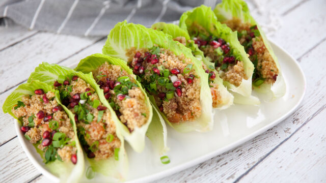 Salada de Quinoa do Médio Oriente