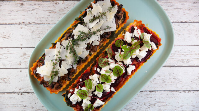 Tarte de Polenta com Recheio de Beterraba e Cogumelos