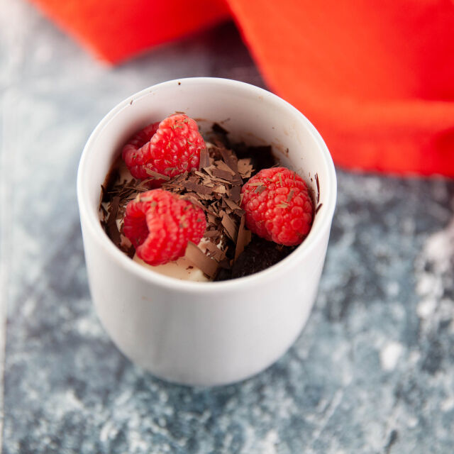 Bolo de Chávena de Chocolate Pronto Num Minuto