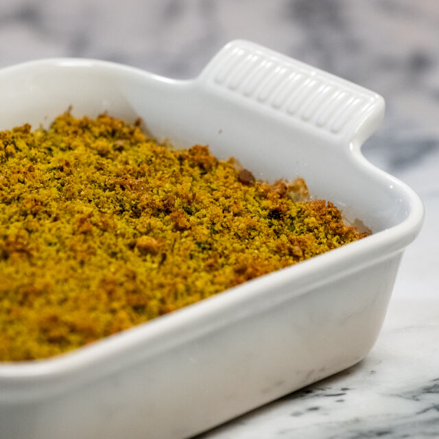 Bacalhau com Broa e Espinafres