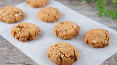 Kolačići od suvih smokava, badema i bele čokolade