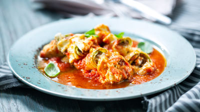 Pečene rolnice od tikvica sa mlevenim mesom