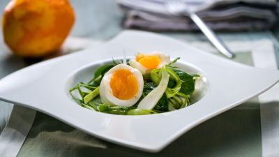 Salata od krastavaca i špargli