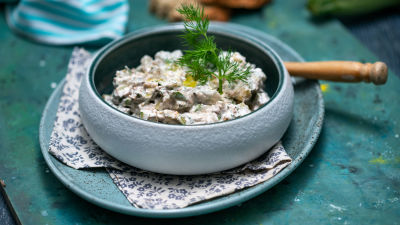 “Qatiq” jogurt sa tikvicama i orasima