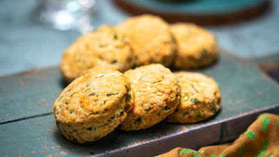 Zemičke sa sodom bikarbonom i puterom