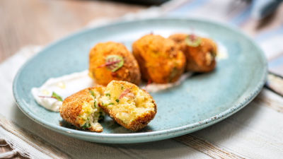 Pljeskavice od krompira sa šunkom