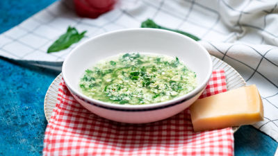 Čorba od spanaća straćatela