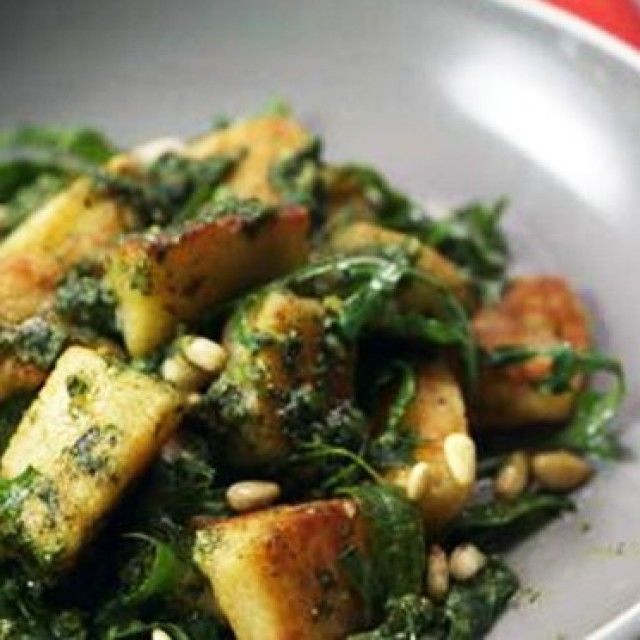 Pržene njoke sa pesto sosom
