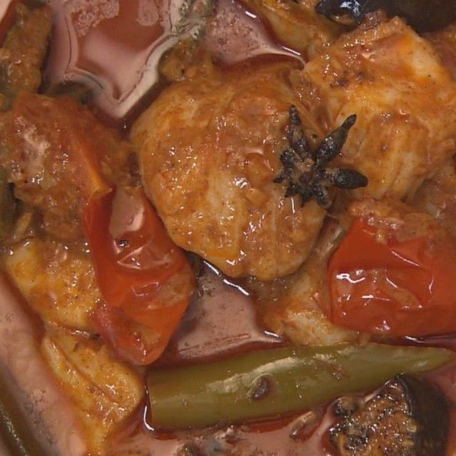 Malezijski kari od ribe s pirinčem