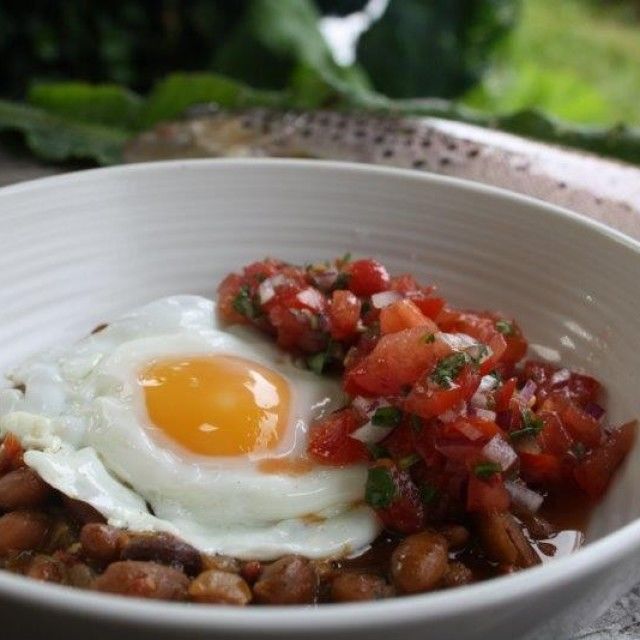Meksički pasulj i ljuta salsa