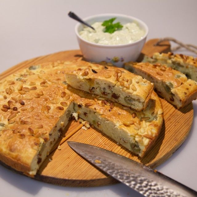 Slana torta s maslinama