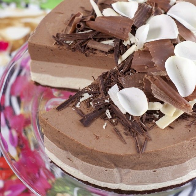 Torta s trostrukom čokoladom