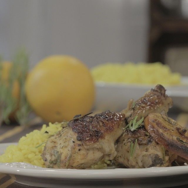 Pečeno pile s citrusima i začinskim biljem