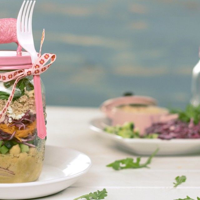 Salata u tegli
