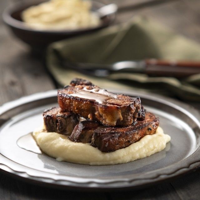 Svinjska rebra sa pireom od paškanata