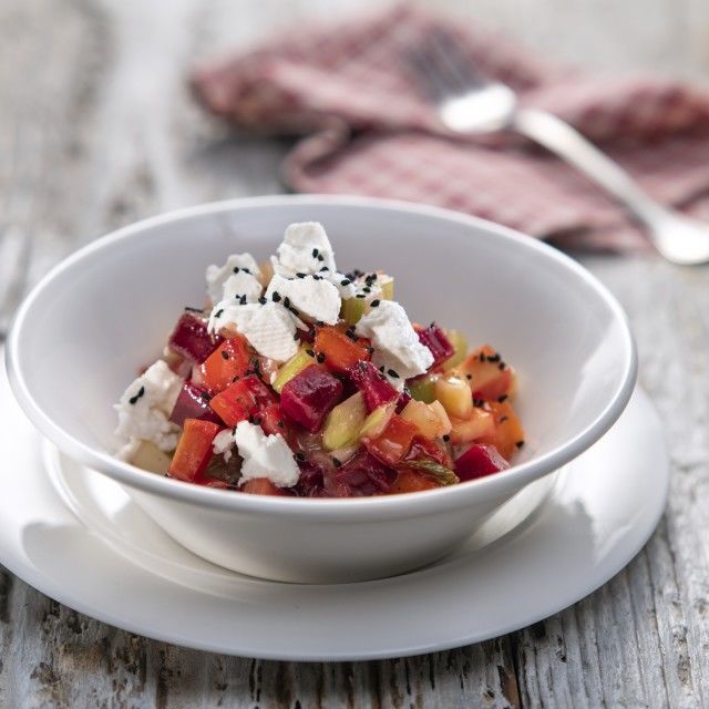 Salata od pečenog korenastog povrća