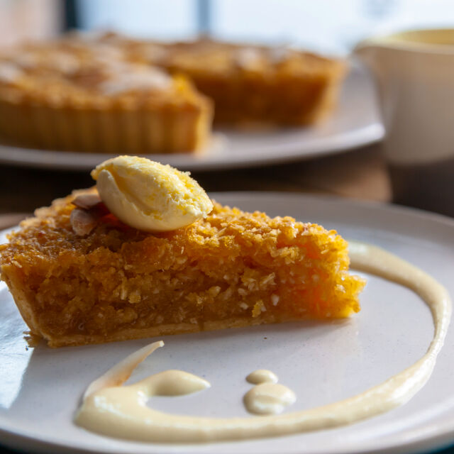 Tart od đumbira i smese od kokosa