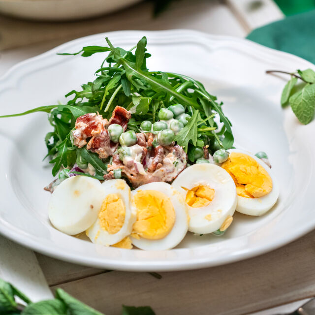 Salata od graška i slanine