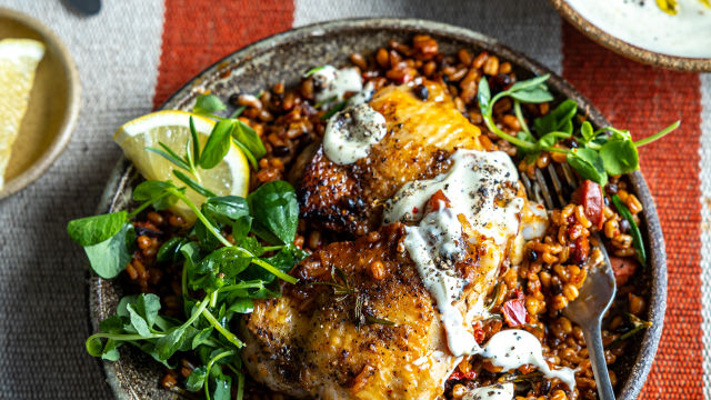 Ljutkasta piletina sa ćorizom i leblebijama