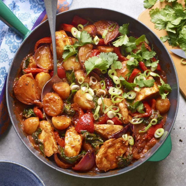 Pileći sag alu džalfrezi