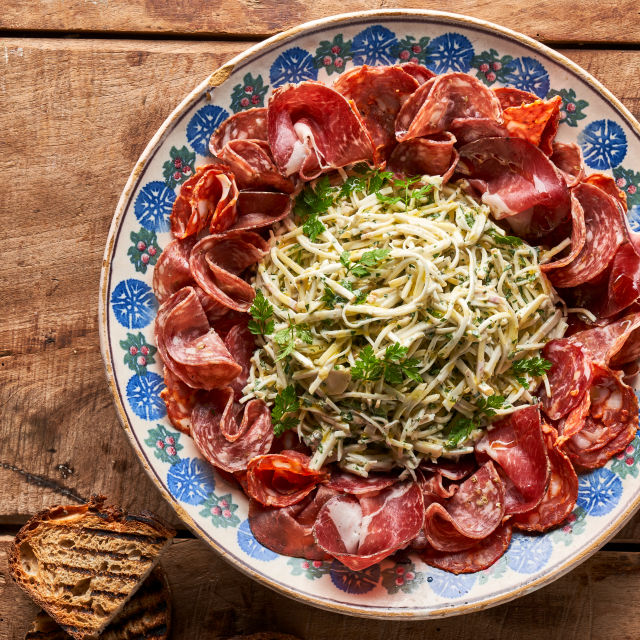 Remulada od celera sa aromatičnim prelivom