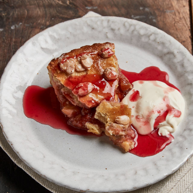 Tart od rabarbare i krema