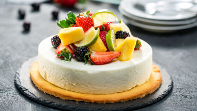 Sirova torta z limeto