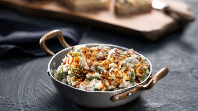 Predjed s sirom, skuto in slanino